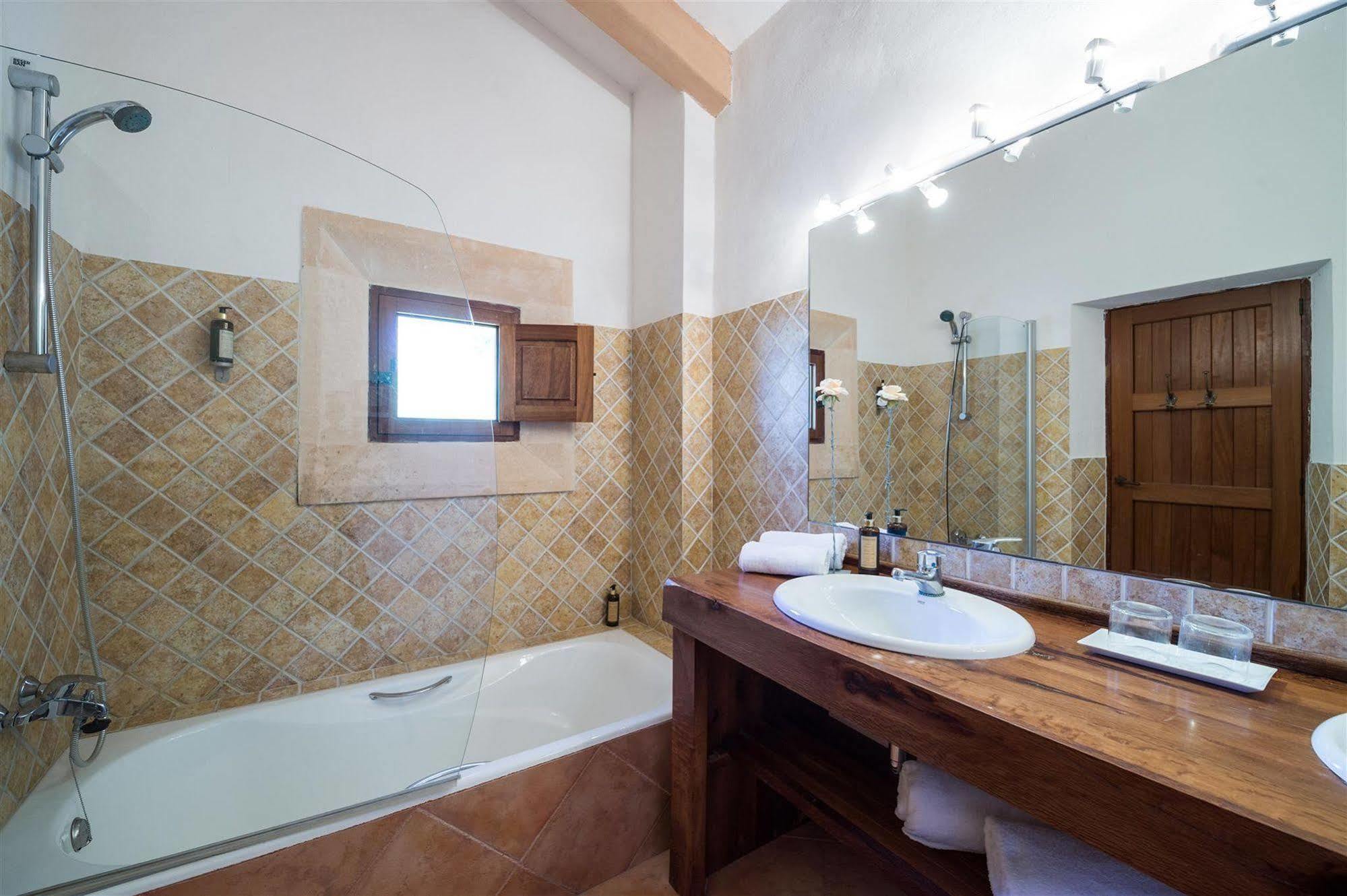Hotel Rural Can Feliu 포레레스 외부 사진